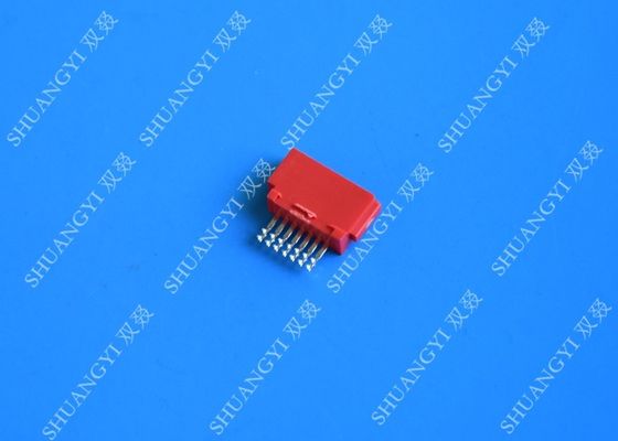 China Pin femenino externo rojo modificado para requisitos particulares del voltaje 125Vac SMT 7 del conector de SATA proveedor