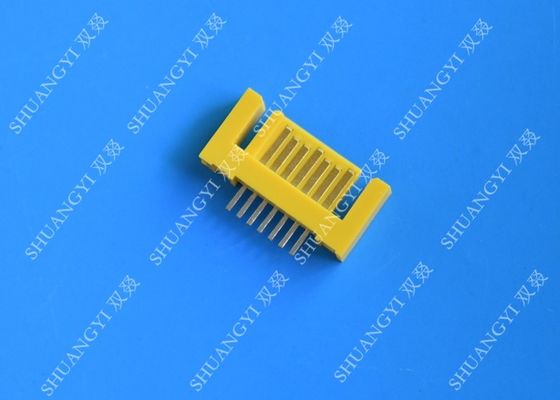 China Conector masculino de Serial ATA SATA del jefe del conector pin externo amarillo de Serial ATA 7 proveedor