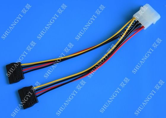 China 4P Molex a doblarse amarillo rojo plano del negro de la asamblea del arnés de cable y de cable de SATA con el adaptador del cable de Y proveedor